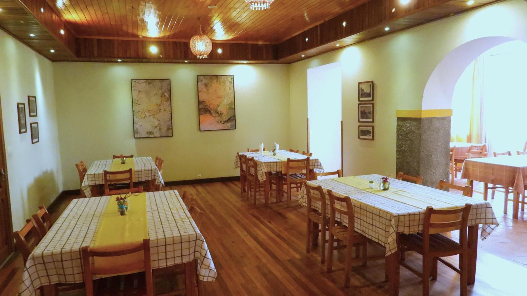 Lovasoa 4C Hotel Antsirabe Ngoại thất bức ảnh