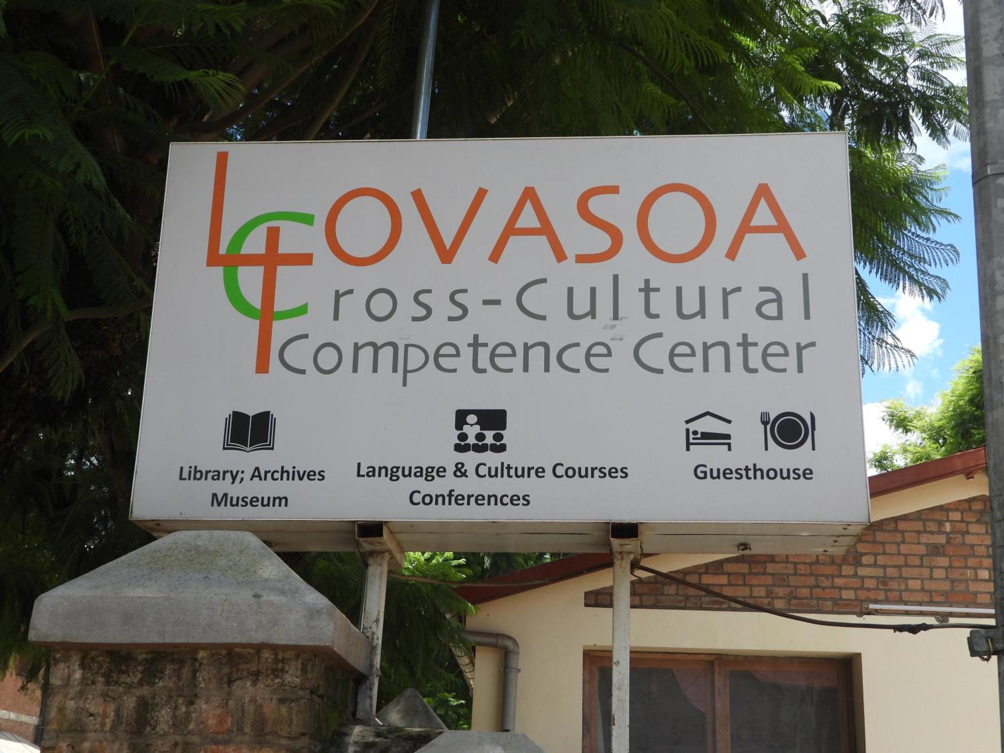Lovasoa 4C Hotel Antsirabe Ngoại thất bức ảnh