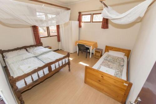 Lovasoa 4C Hotel Antsirabe Ngoại thất bức ảnh