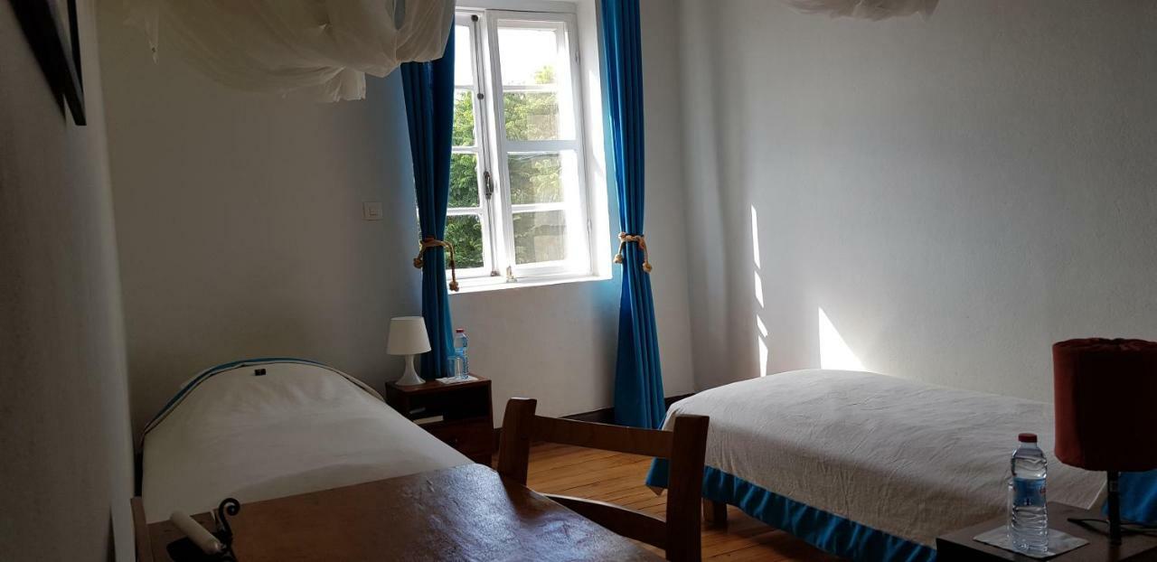 Lovasoa 4C Hotel Antsirabe Phòng bức ảnh