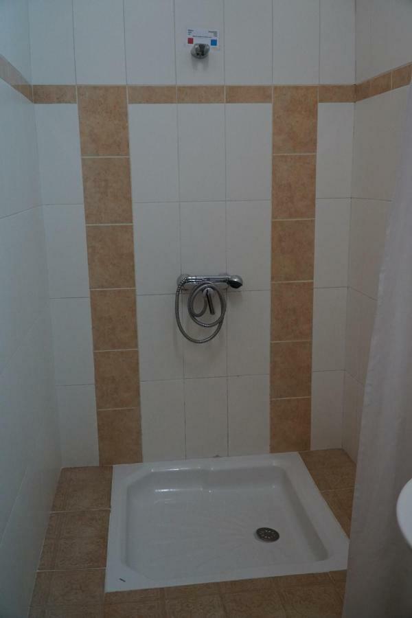 Lovasoa 4C Hotel Antsirabe Ngoại thất bức ảnh